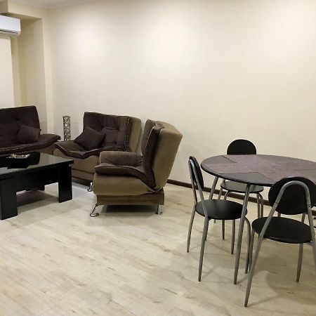 Apartments By The Sea Batumi Bagian luar foto